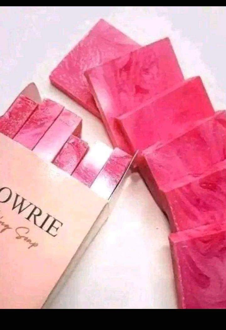 GLOWRIE Bleaching Soap, 6bars/box